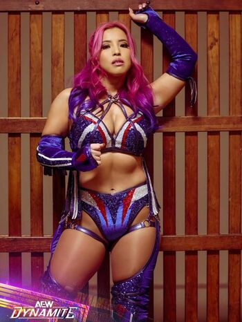 Mina Shirakawa