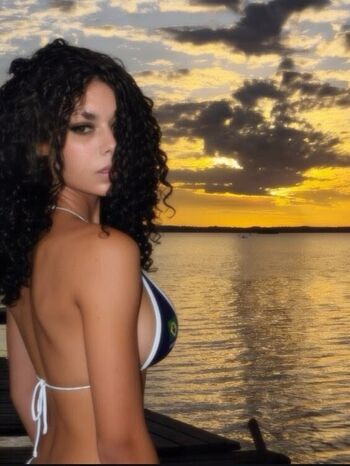 Mini Jhennialves