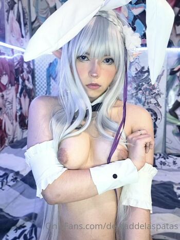 Momoiro Cosplay