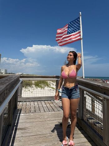monica.yamile