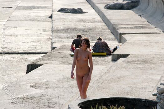 Nackt In Russland
