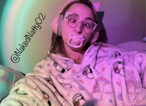 NakedNatty02