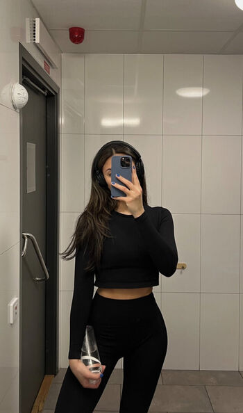 Nathalie Lok