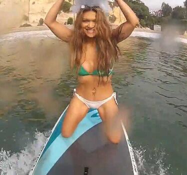 Nia Peeples