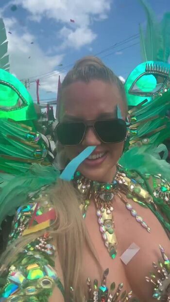 Nicole Arbour