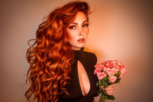 Nicole Simone
