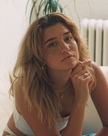 Niki Victoria
