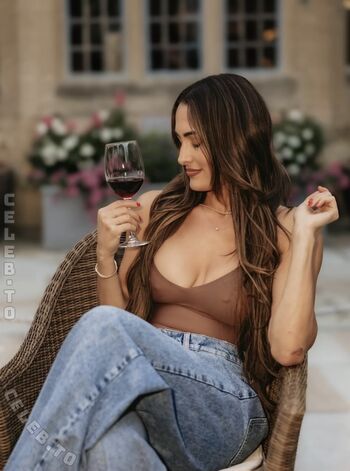 Nikki Bella