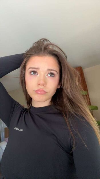 Nikki Woods