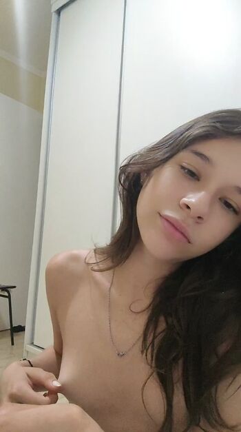 Novinhas Bucetudas