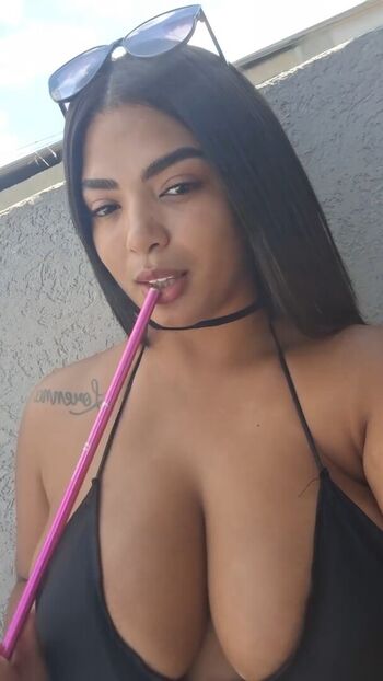 Novinhas Peitudas