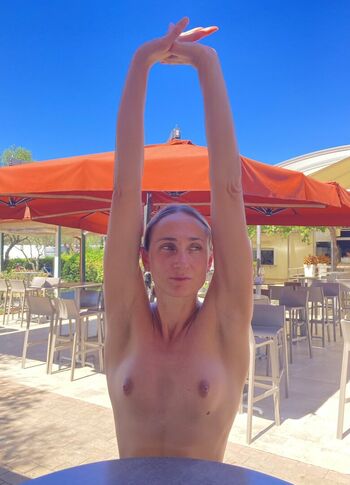 Nudist Babe