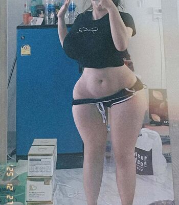 pee_nurse2547