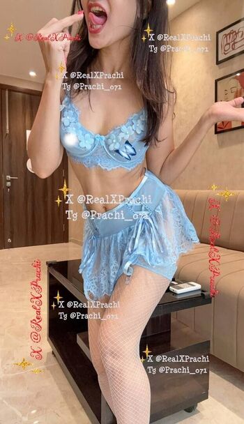 prachi_sensual