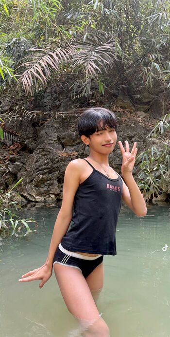 pretty._.sora