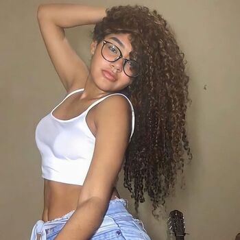 &Quot;Quem É Essa&Quot; Pesquise Nomes Aqui.