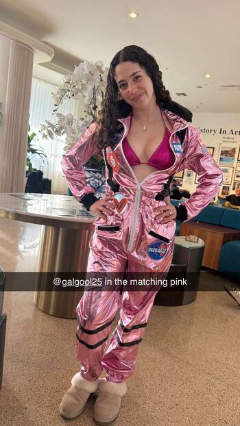 qveenjulia