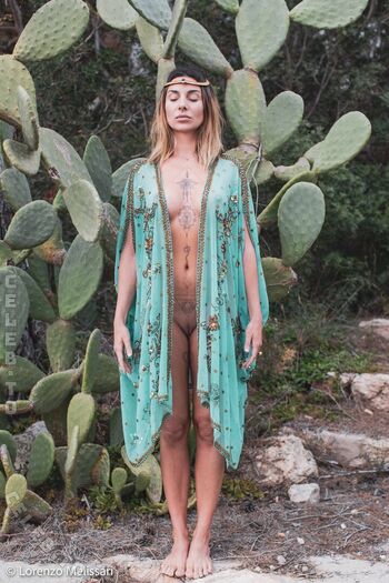 Roxy Fox