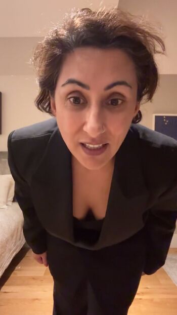 Saira Khan