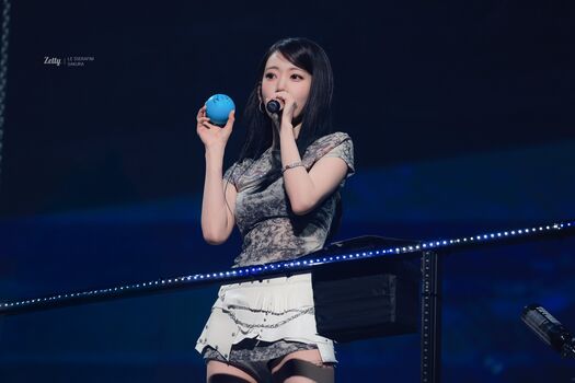 Sakura Miyawaki 宮脇 咲良