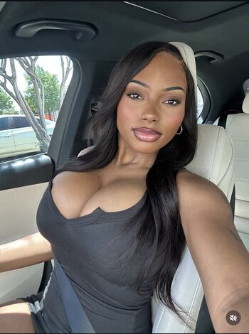 Samantha Marie
