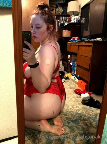 sarahgonaked