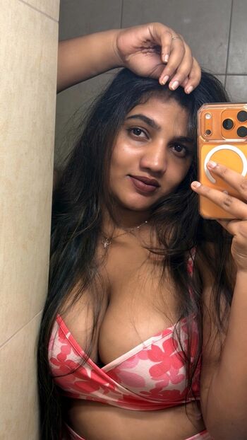 Saranya Santhosh