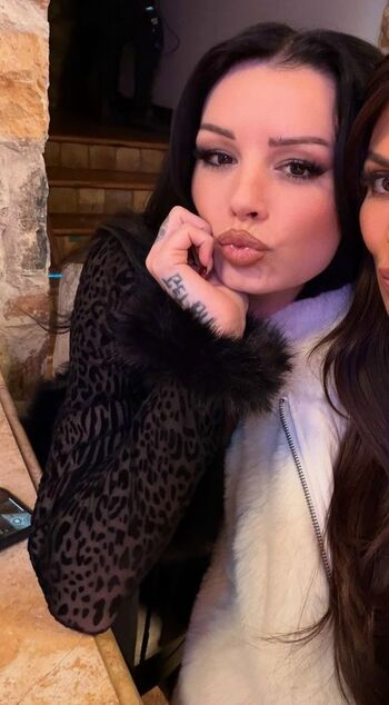 Saraya Bevis Aew