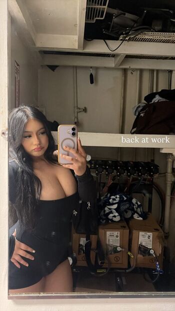 saucyysuzzy