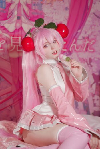 Saya Scarlet