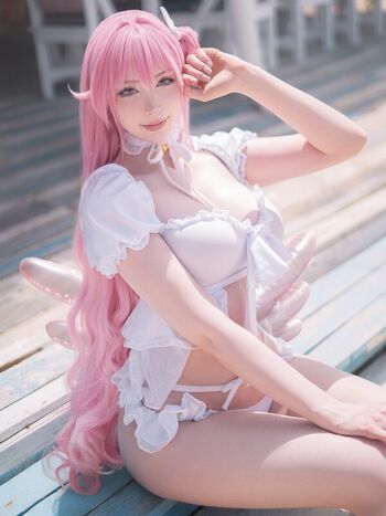 Saya The Fox