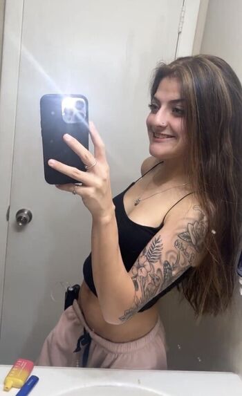 Shaniamarie03
