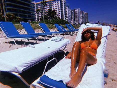 Shayna Eve