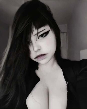 Skullira