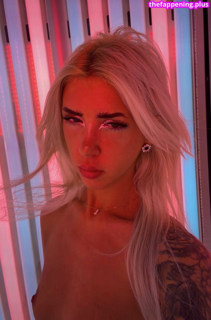 Skylar080700
