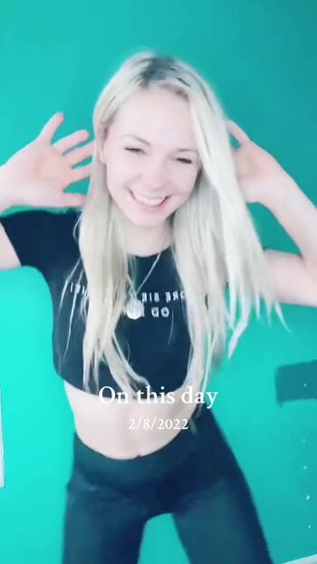 SmileyDani158