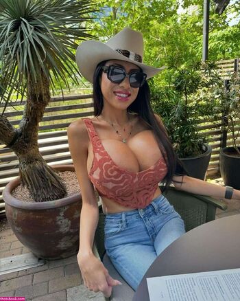 soniaalxis92