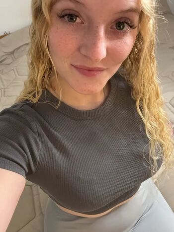 Sophie Cute06