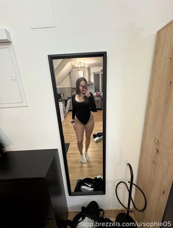 _.sophie05._