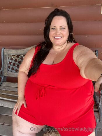 ssbbwladyjiggles