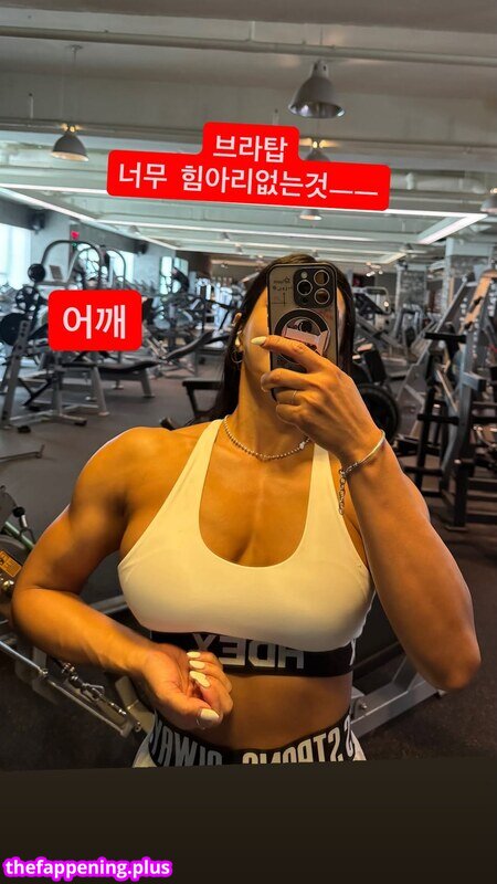 Sohyun Han / ssohyun_ss Çıplak OnlyFans Fotoğrafı #37