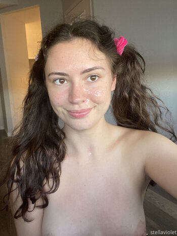 Stella Violet