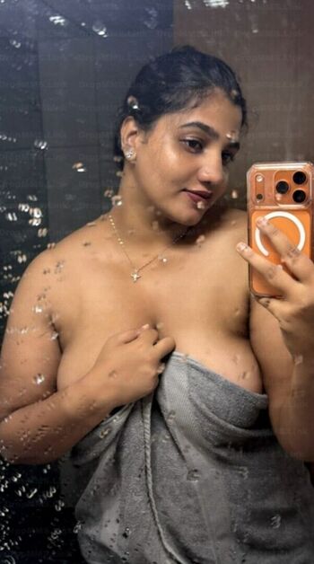 Storiesofsara__