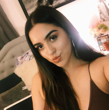 stylinbyaylin