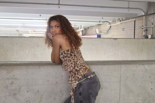 Tamara Smart