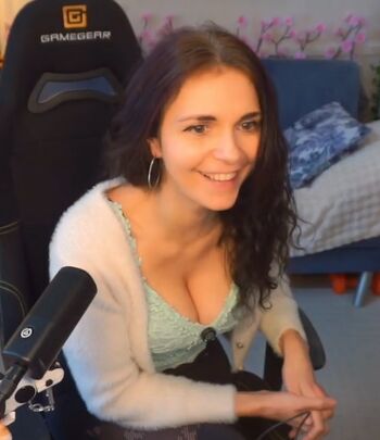 Tania Derveaux