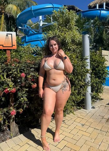 Tara Howlett