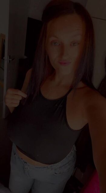 Tara Jayne Williams