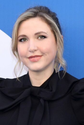 Taylor Tomlinson
