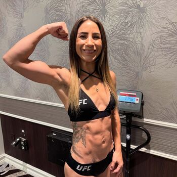 Tecia Pennington
